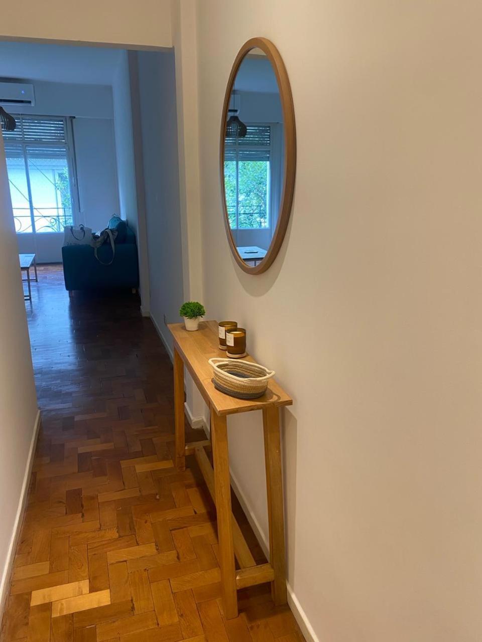 Apartment Recoleta A Metros De El Ateneo Buenos Aires